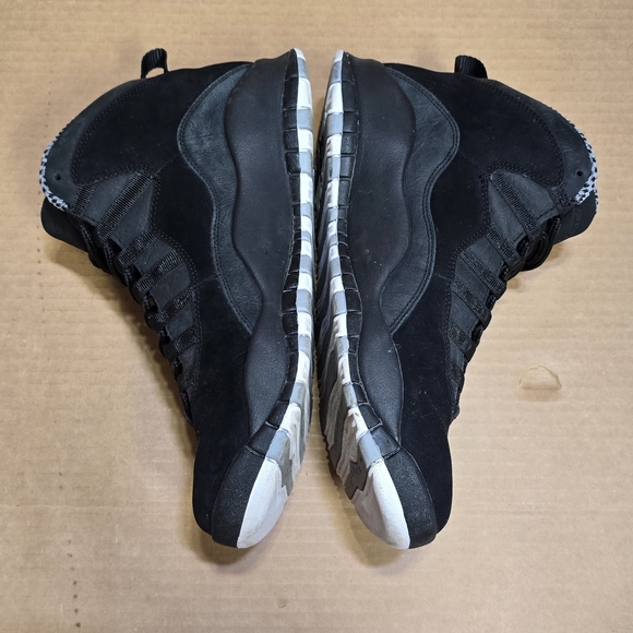 Size 10.5 - Air Jordan 10 Retro Stealth - Picture 4 of 6